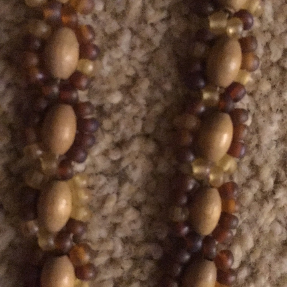 Beaded necklace. Brown and tan 20 3/4” long